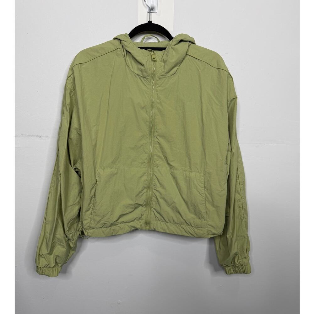 Oysho Women’s Lightweight, Cropped Windbreaker Jacket / Size-Large